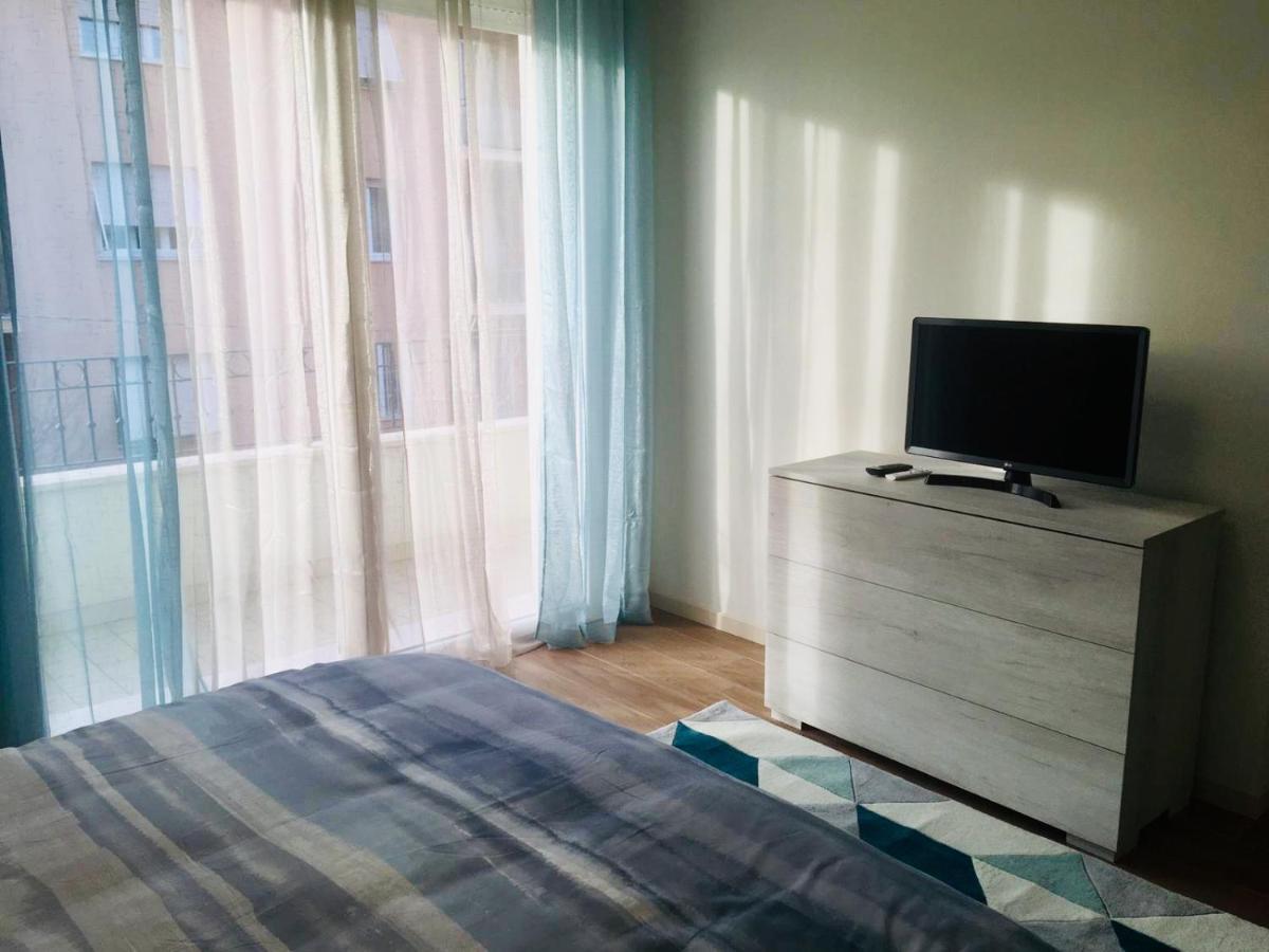 Residenza Elena Appartement Rimini Buitenkant foto
